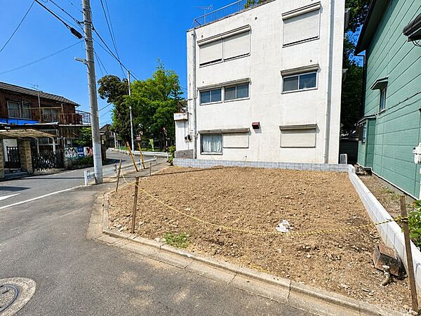 土地面積23坪、現況更地