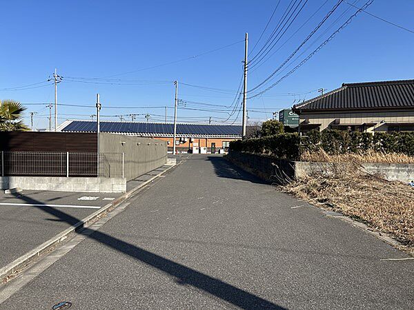 北側前面道路