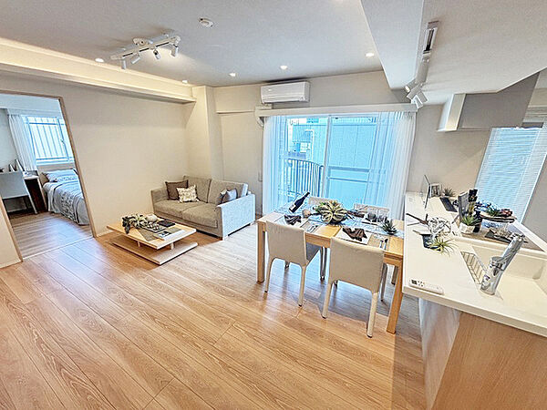 ※写真の家具等は取引対象ではありません。