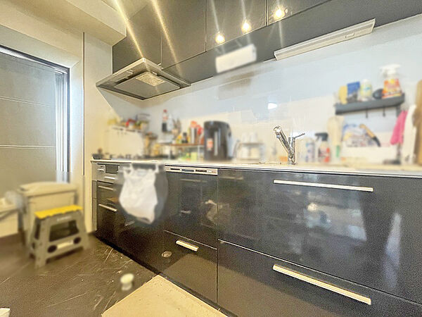 ※写真の家具等は取引対象ではありません。