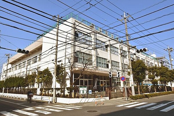 足立区立東綾瀬小学校
