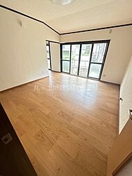 仁戸名町H貸家III 5LDKのリビング/ダイニング