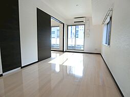 東ビル 201 2階1LDKのリビング/ダイニング