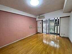 都営大江戸線 西新宿五丁目駅 徒歩2分の賃貸マンション 1階1Kのリビング/ダイニング