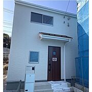 京王八王子駅よりバス19分 徒歩8分 築3年8ヶ月 2階建の賃貸物件