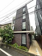 中野駅より徒歩11分 築10年6ヶ月 4階建の賃貸物件