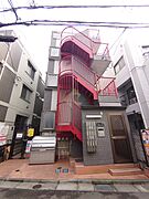新井薬師前駅より徒歩9分 2階 築17年の賃貸物件