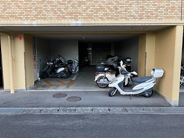 バイク置場