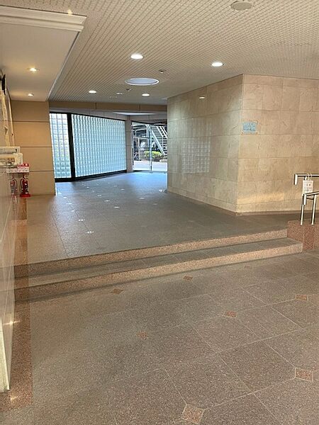 ホール