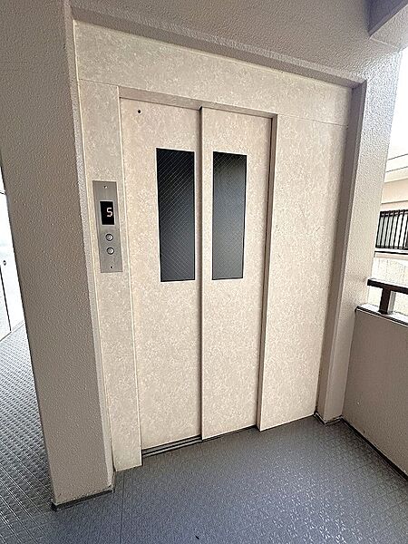 エレベーター