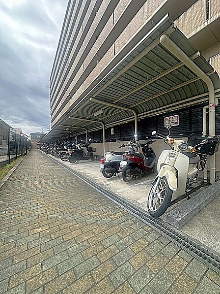 バイク置場・駐輪場
