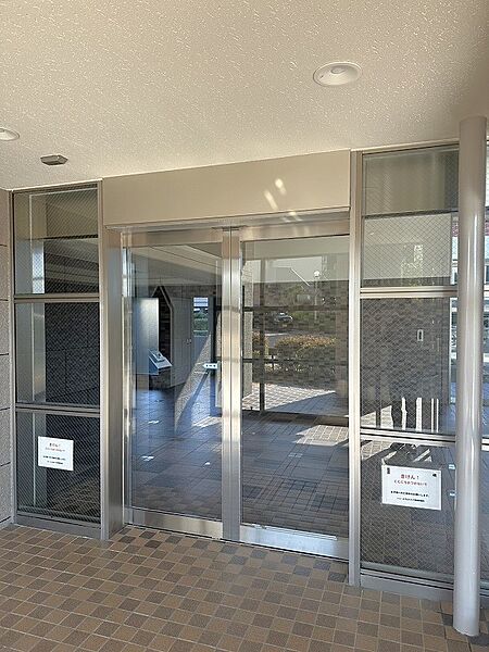 エントランスを拡大表示