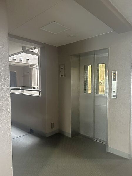エレベーター