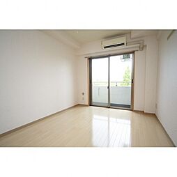 ドミ・プレミール 4階1Kのリビング/ダイニング