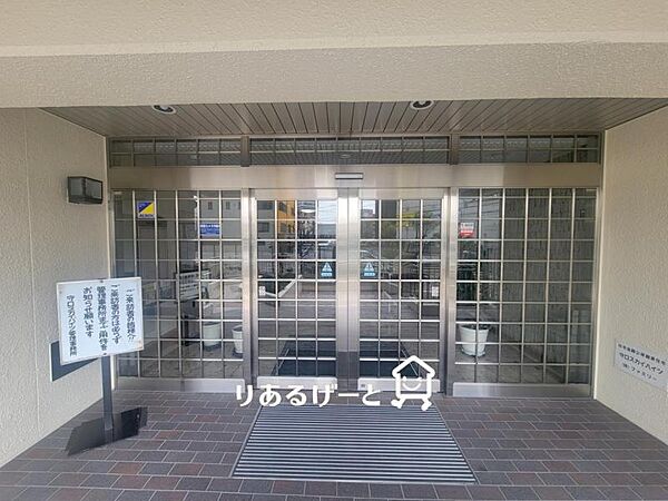 すっきりとしたエントランスが毎日お出迎えしてくれます。