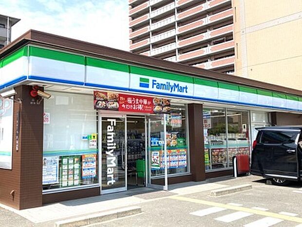 ファミリーマート　鶴見緑地東店