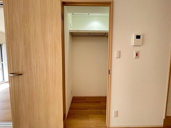 リビング収納が充実！お子様のおもちゃや生活備品もたっぷり収納！