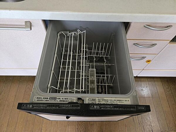 ビルトイン食洗器で場所を取らず、便利なアイテム！