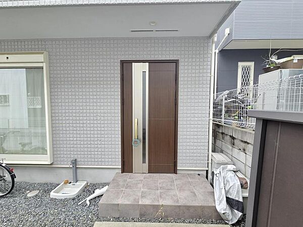 すっきりとした玄関は気持ちよく、お客様をお迎えできそうですね
