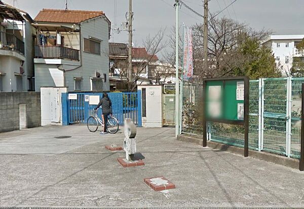 泉小学校