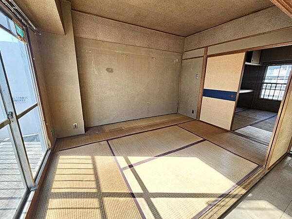 和室6帖：ダイニング続きの和室