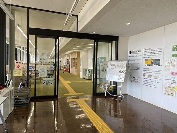 城東図書館