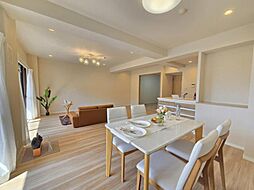 リビング/ダイニングの画像