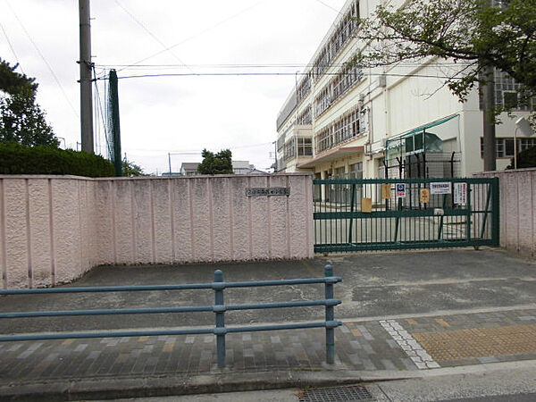 藤田小学校
