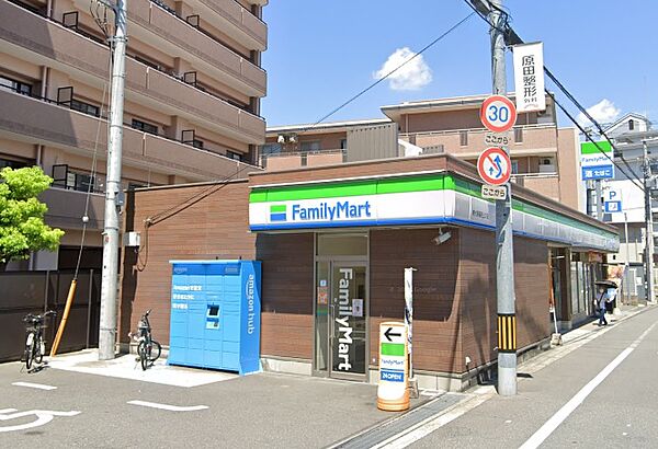 ファミリーマート　東大阪稲田上町店