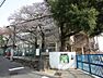 周辺：枚岡東小学校