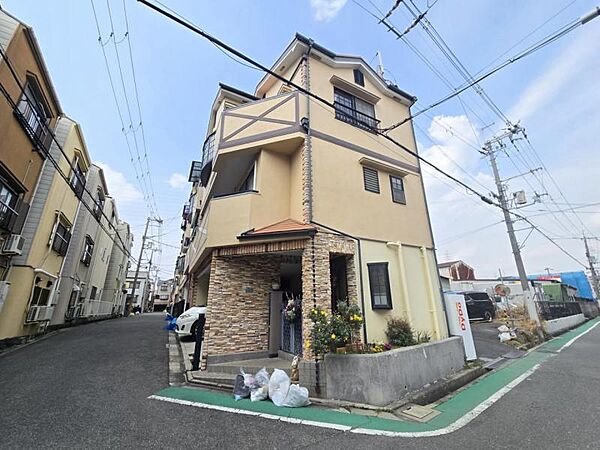 お部屋数豊富なお家！もう一部屋欲しかったなんて感じることもなさそうですね！