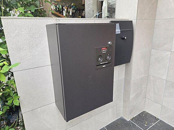 宅配ボックス付き！外出時も安心！