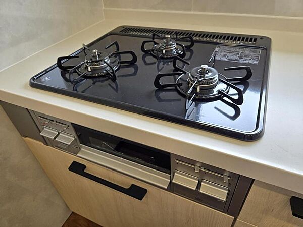 3口コンロでお料理の幅が広がりますね！