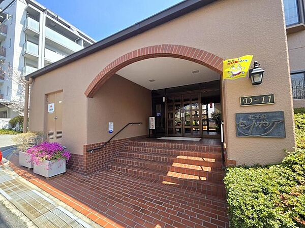 明るくゆったりエントランスが毎日お出迎えしてくれます。