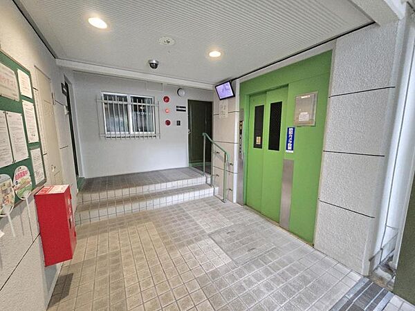 管理の行き届いた玄関ホール