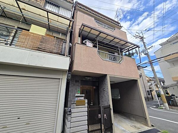 閑静な住宅地で小さなお子様がいるご家族にも安心