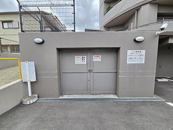 ゴミ置き場が整備されているマンションは安心ですね。