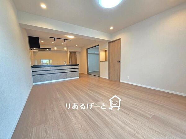 ＬＤＫ17帖：リフォーム済みでとても綺麗に仕上がっていますよ