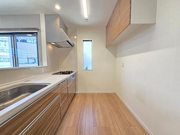 カウンターキッチン採用でコミュニケーションが取りやすい！