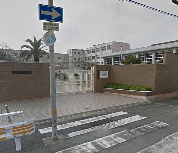 東淡路小学校