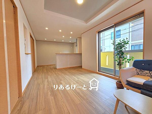 ＬＤＫ15．7帖：リフォーム済みでとても綺麗に仕上がっていますよ