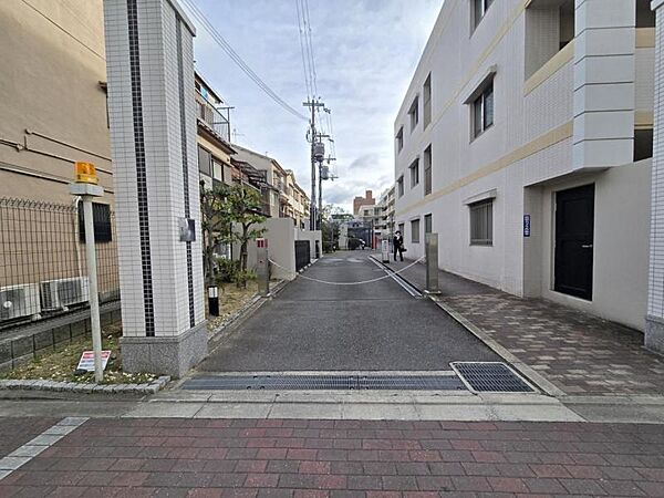 マンション駐車場出入口！チェーンゲートを完備！