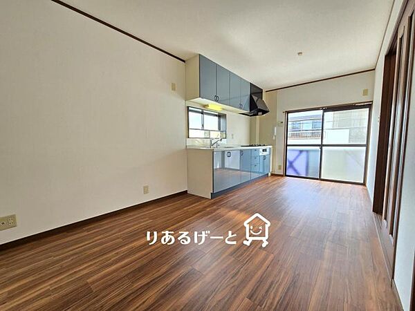 ＬＤＫ9帖：思わず微笑みたくなるような居心地の良さがあるリビングです！