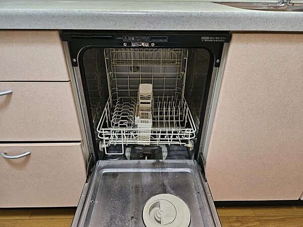 疲れた日にも便利な食器洗浄乾燥機付き♪