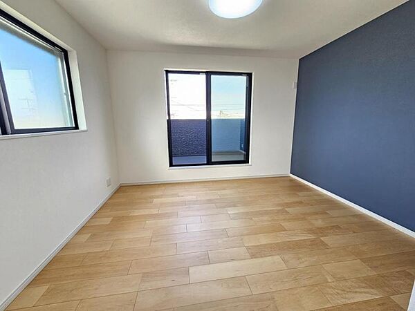 洋室8帖：開放感のある眺望がお部屋からも楽しめます！