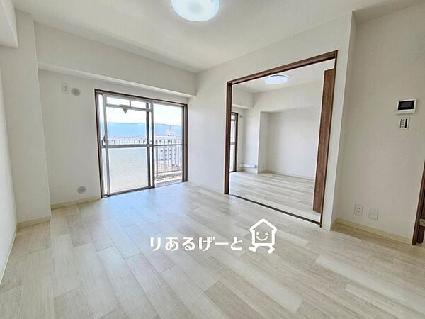 ＬＤＫ11帖：明るく、解放感のあるリビングは家族の会話も弾みます！