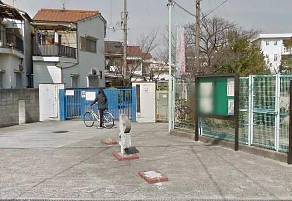 泉小学校