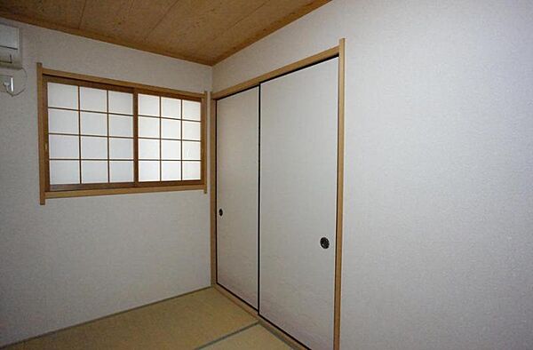和室7．5帖：あるとやっぱり落ち着きますよね♪