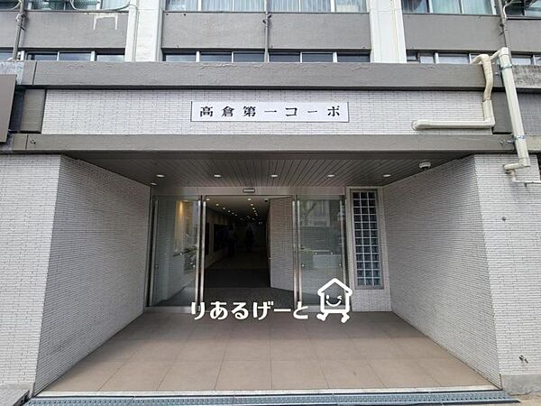 すっきりとしたエントランスが毎日お出迎えしてくれます。