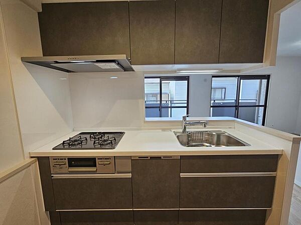 設備充実の使い勝手の良いキッチンで効率よくお料理ができます！